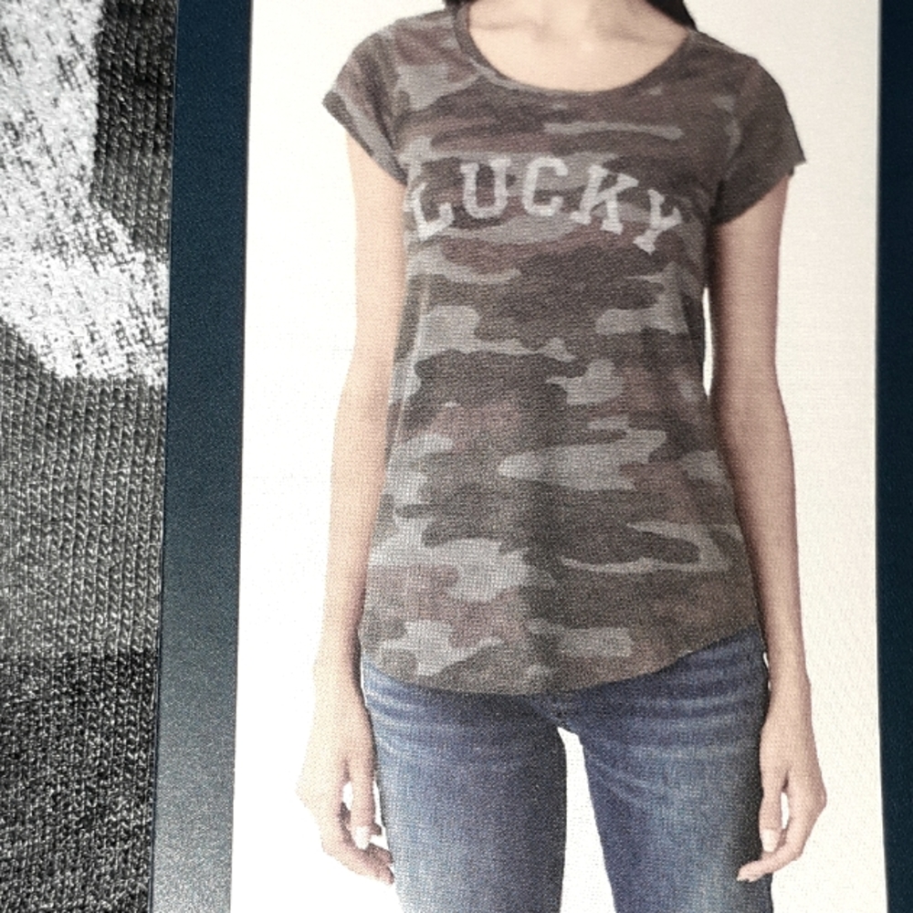 - LUCKY BRAND CAMO PRINT TEE  NWT